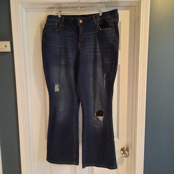 Lane Bryant Low Rise Boot‎ Jeans Size 22 Bootcut Flare Distressed Patched Boho - Picture 1 of 9